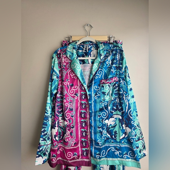 Anthropologie Two-Tone Paisley Satin Pajama Set in Teal & Magenta - Picture 4 of 11